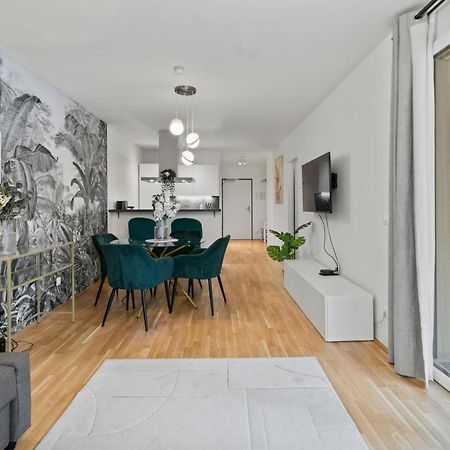 Balcony Apartment I 50 M² I Near City Center Вена Экстерьер фото