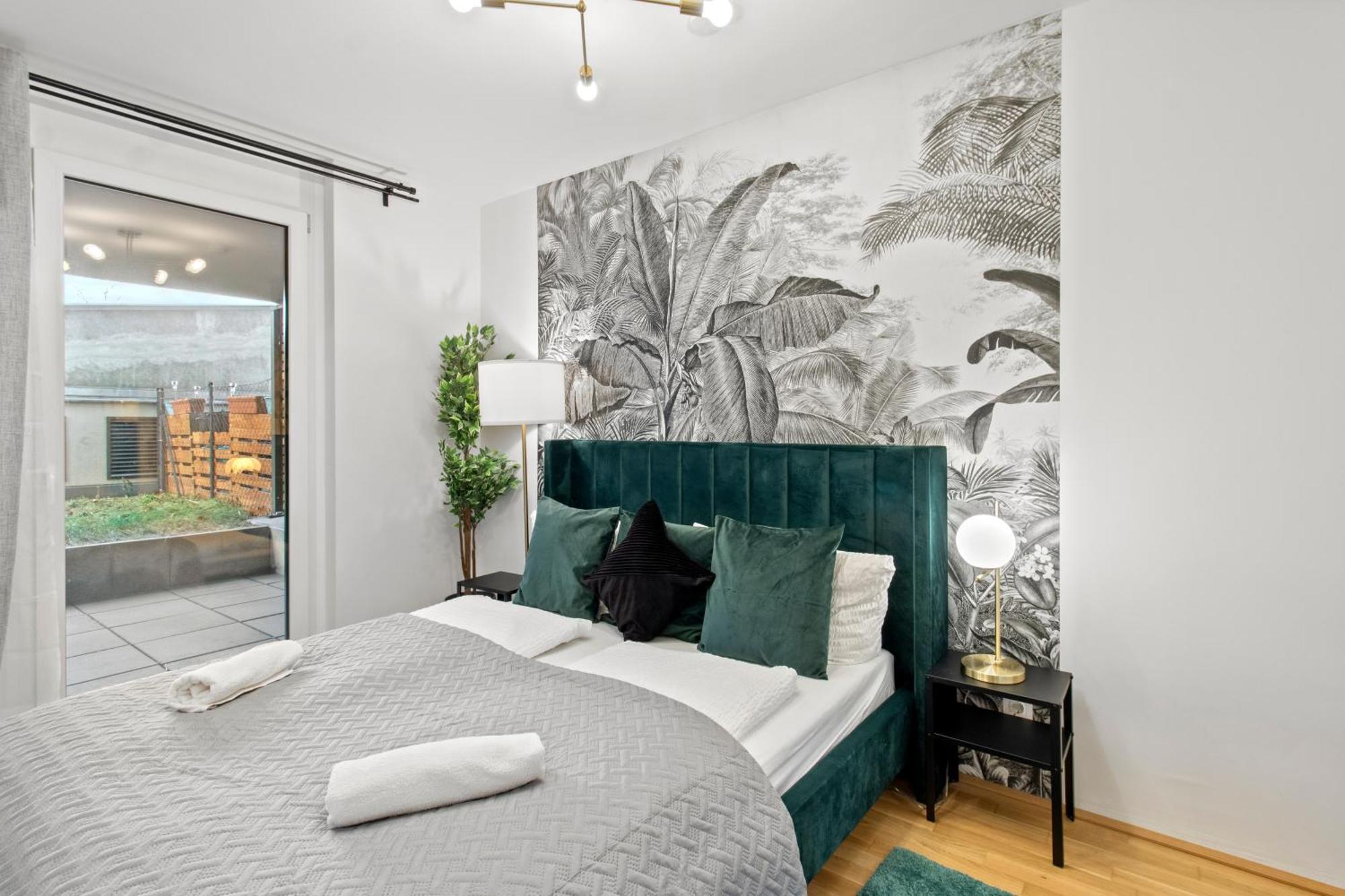 Balcony Apartment I 50 M² I Near City Center Вена Экстерьер фото