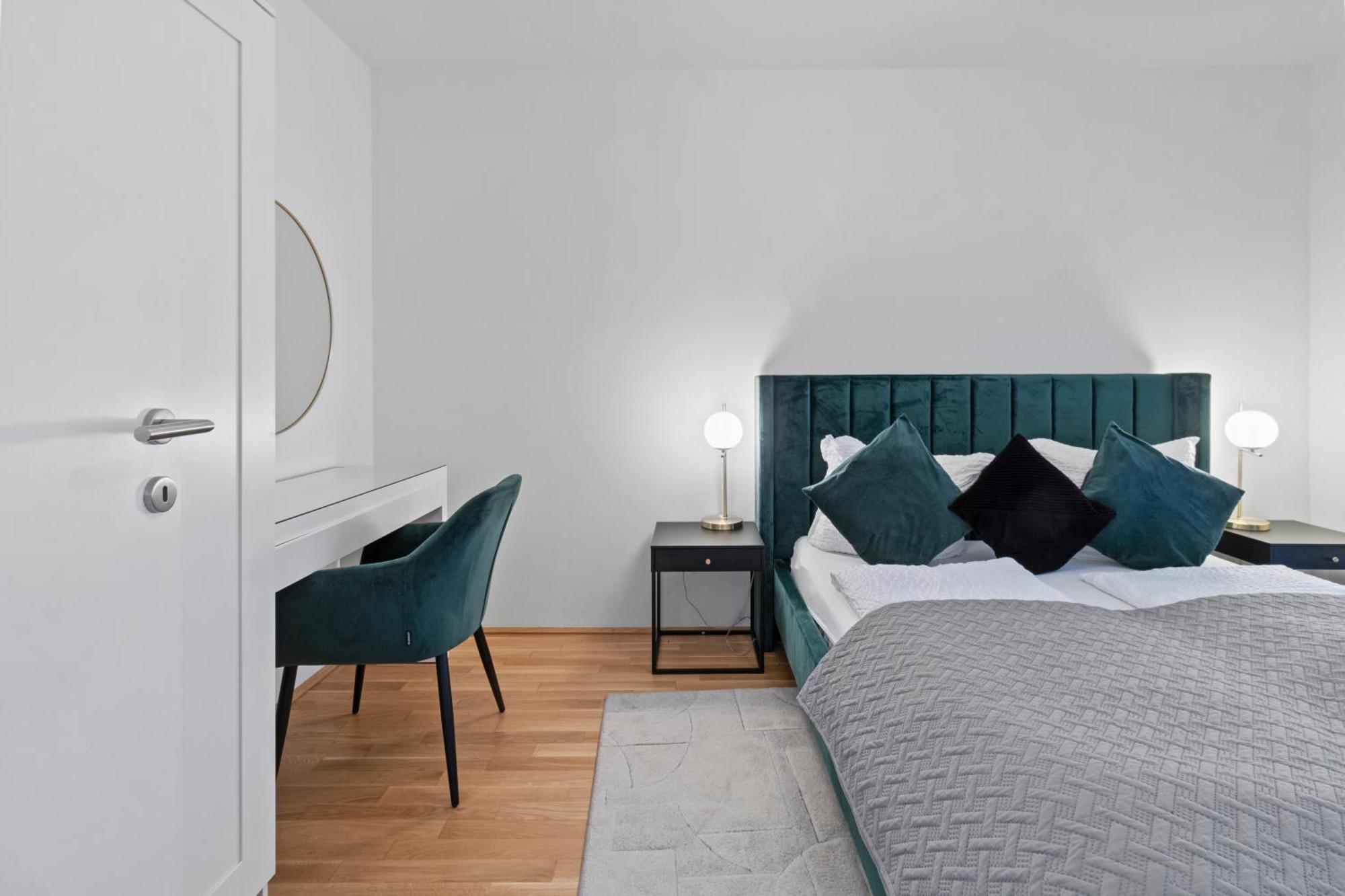 Balcony Apartment I 50 M² I Near City Center Вена Экстерьер фото