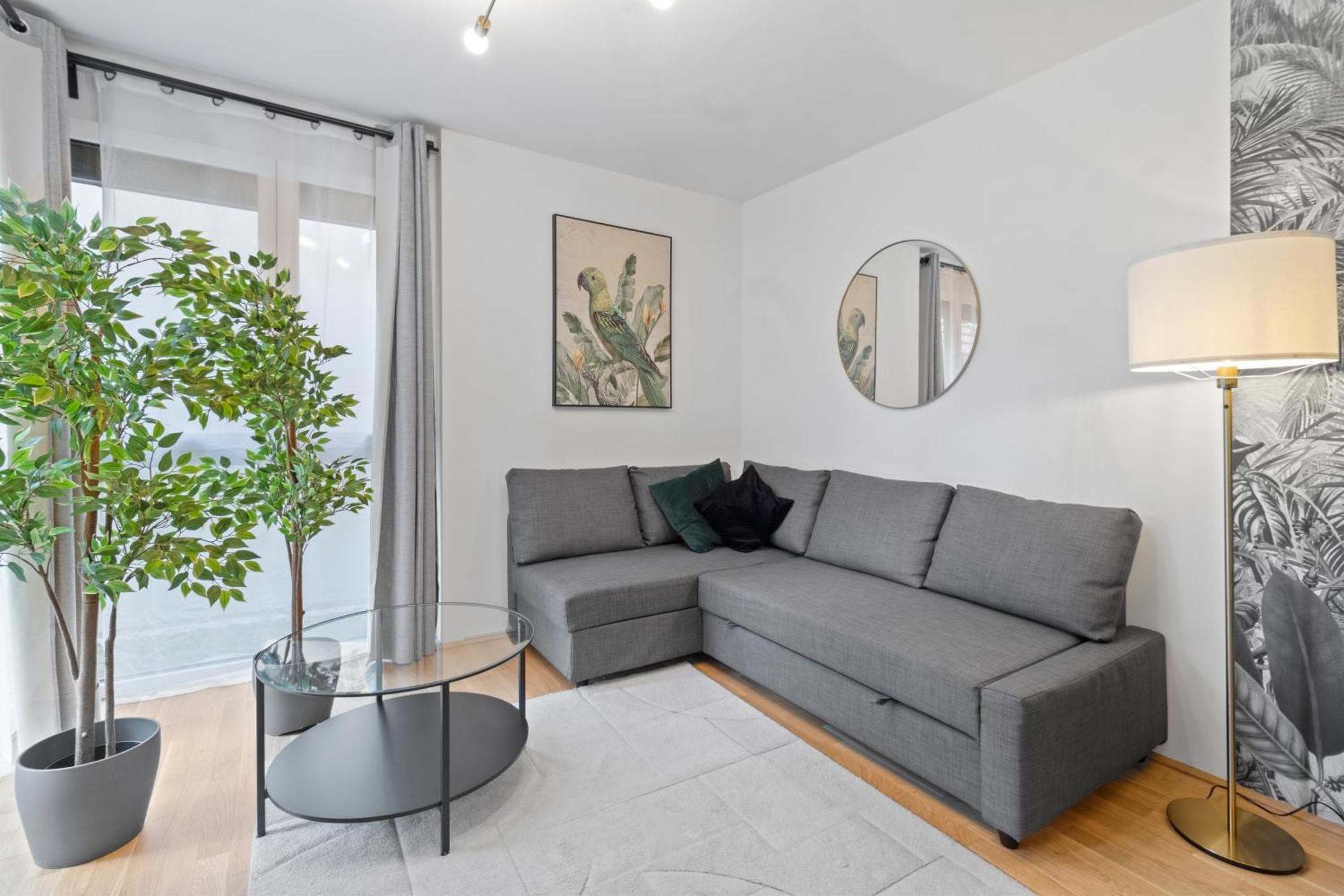 Balcony Apartment I 50 M² I Near City Center Вена Экстерьер фото