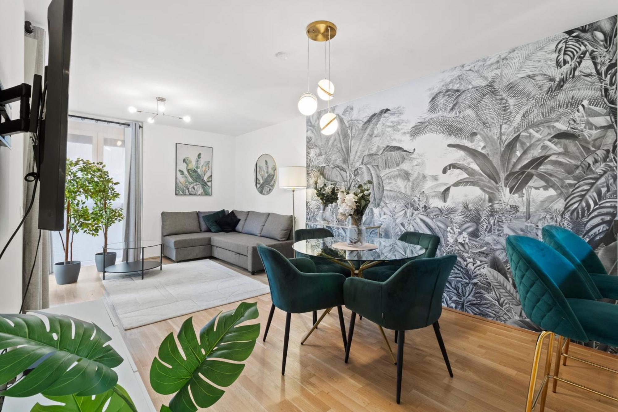 Balcony Apartment I 50 M² I Near City Center Вена Экстерьер фото